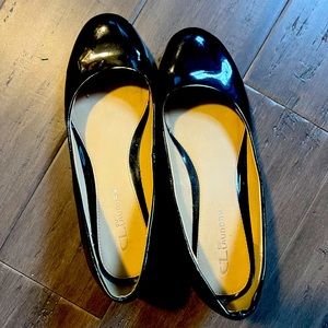 Chinese laundry patent leather round toe wedges